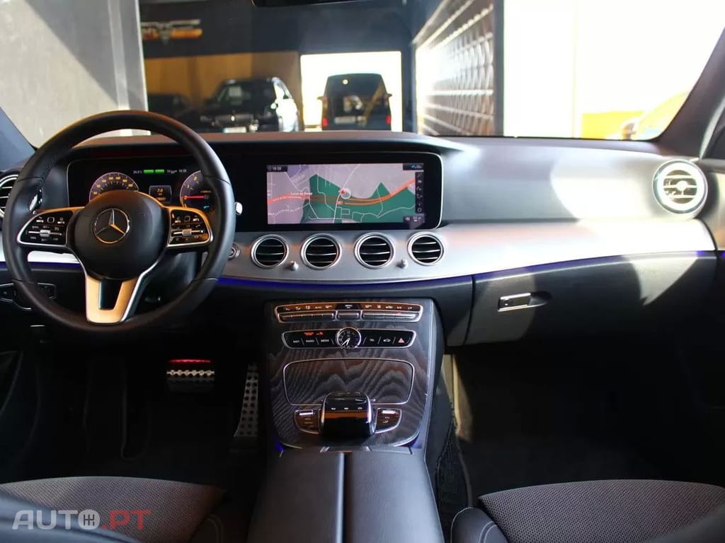 Mercedes-Benz E 300 de AMG Line