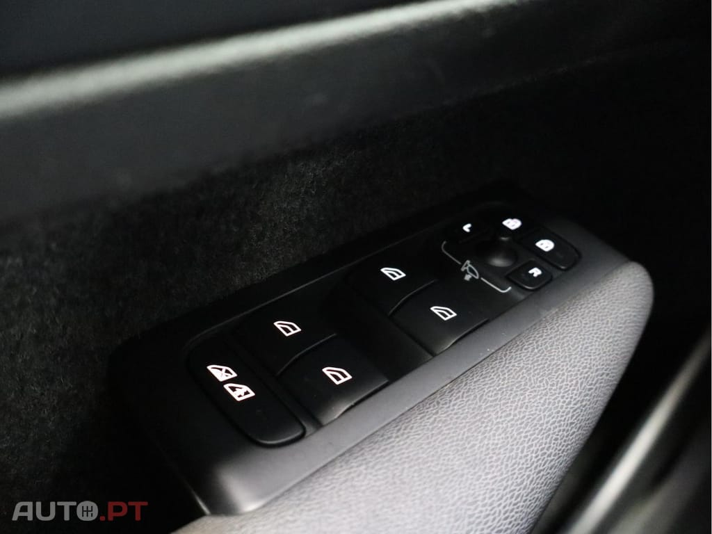 Volvo XC40 1.5 T4 211 PHEV Essential