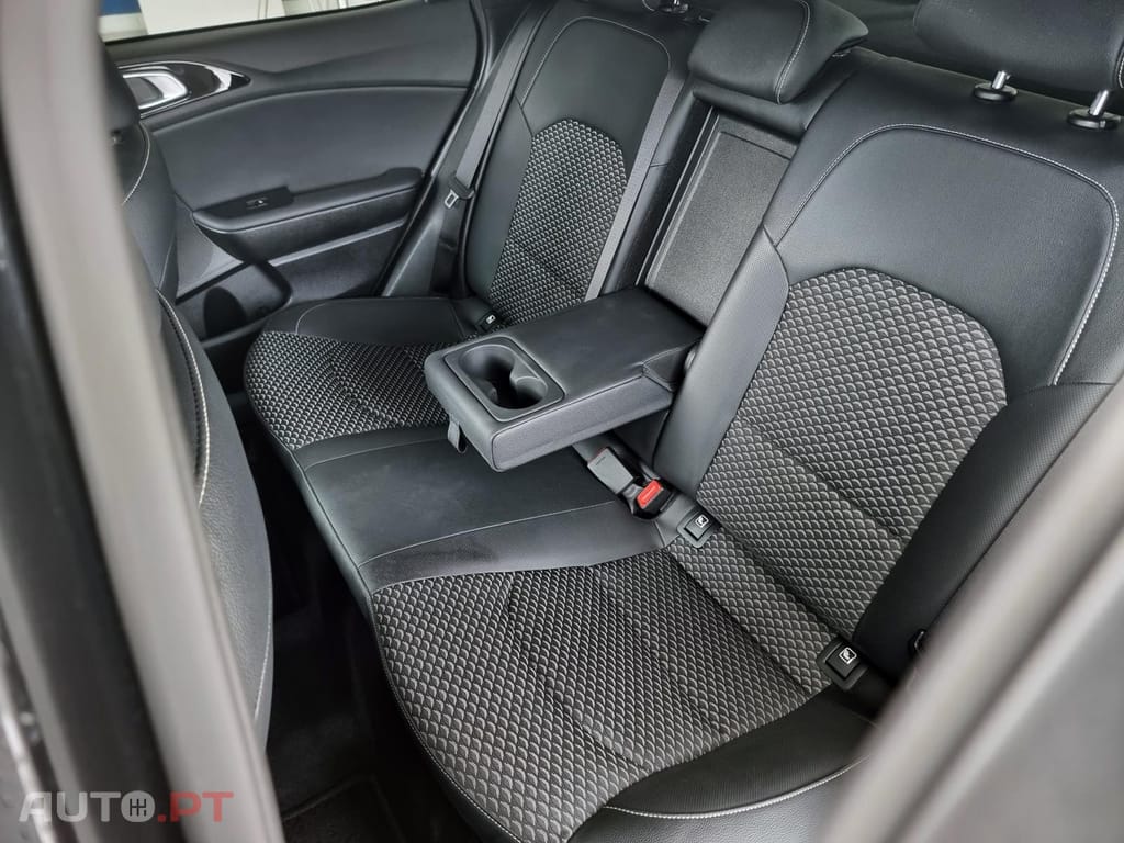Kia Xceed 1.6 GDi PHEV Drive