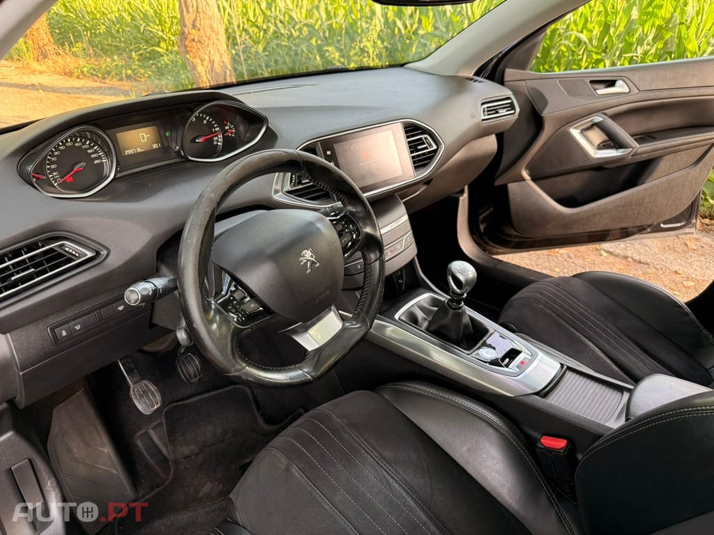 Peugeot 308 SW 1.6 BlueHDi Allure