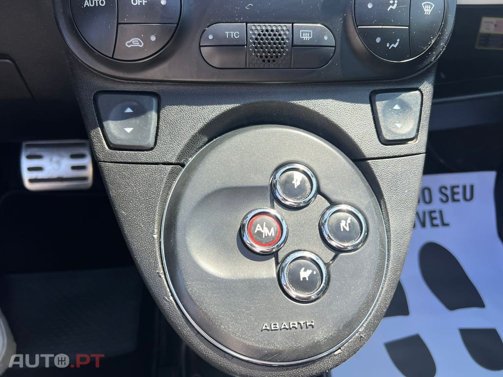 Abarth 500 1.4 T-JET 160CVS