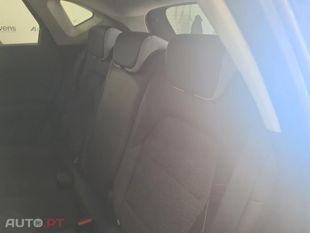 Renault Captur 1.6 E-Tech Plug-In Intens