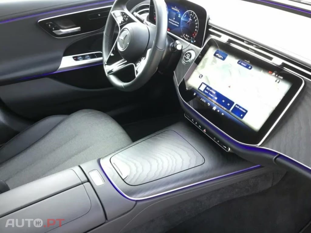 Mercedes-Benz E 300 I.V.A DEDUTIVEL e Limousine  
