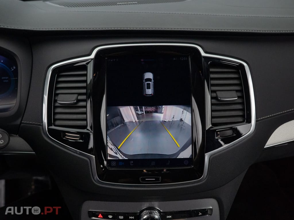 Volvo XC90 2.0 T8 PHEV Plus Bright AWD
