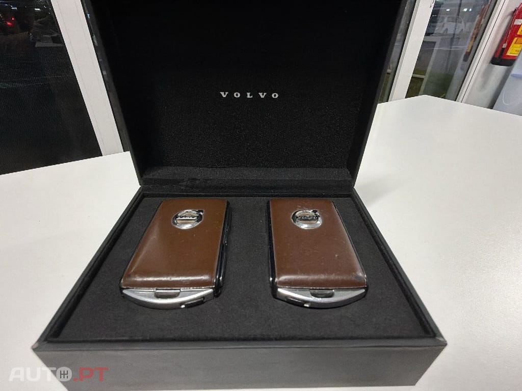 Volvo XC90 2.0 T8 PHEV Inscription AWD