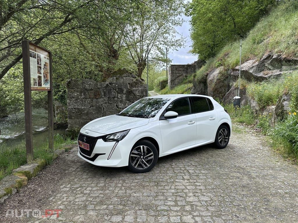 Peugeot 208 1.5 BlueHDi Allure