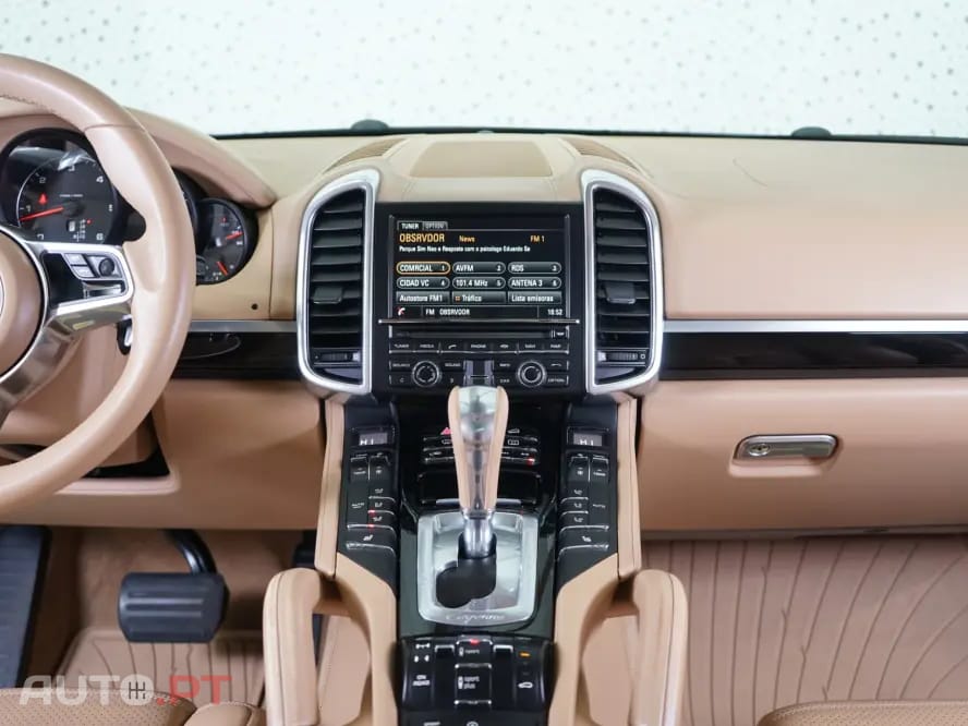 Porsche Cayenne 3.0 V6