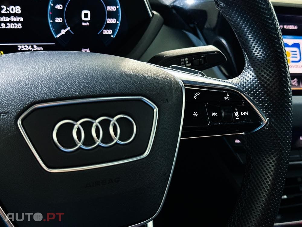 Audi E-Tron GT quattro