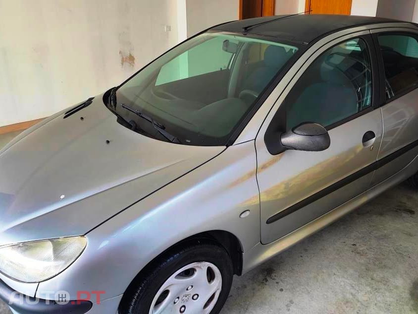 Peugeot 206 1.1 XR