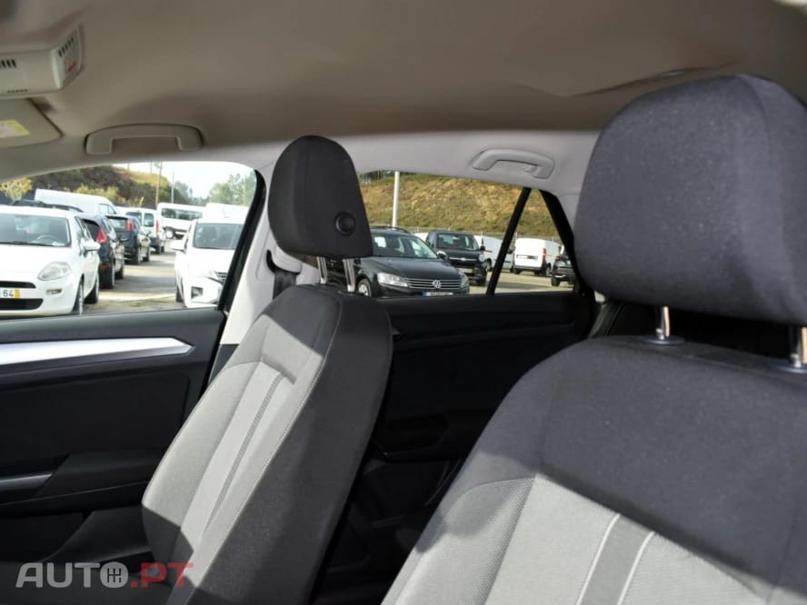 Volkswagen T-Roc 1.0 TSI