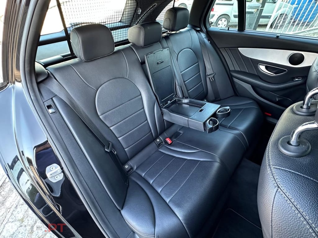 Mercedes-Benz C 300 h AMG Line