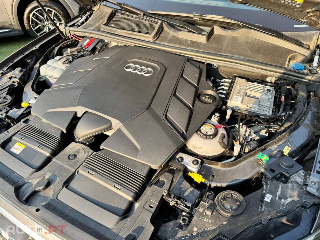Audi Q7 55 TFSIe quattro Tiptronic
