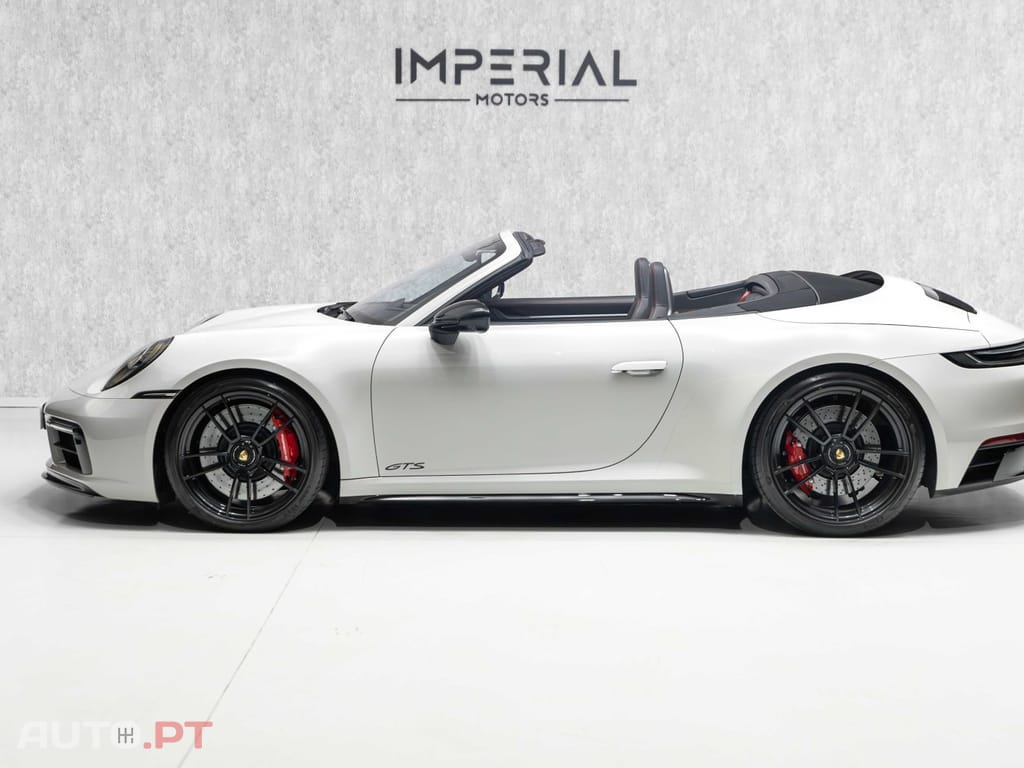 Porsche 911 Carrera 4 GTS Cabriolet