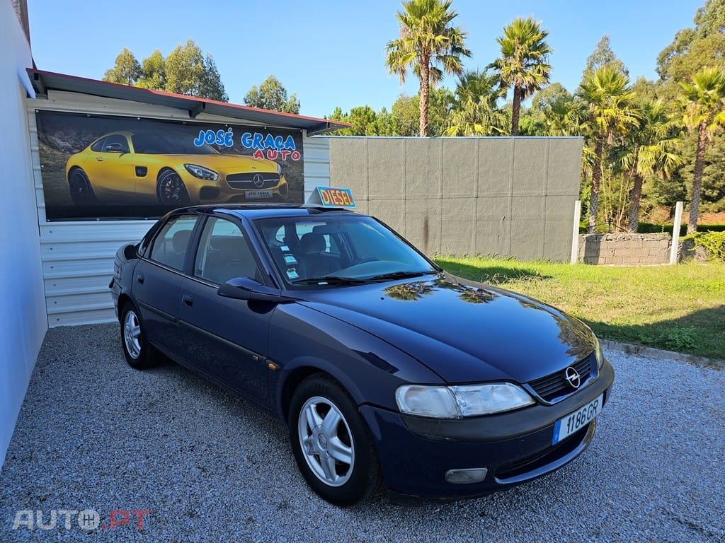 Opel Vectra 1.7 TD CD
