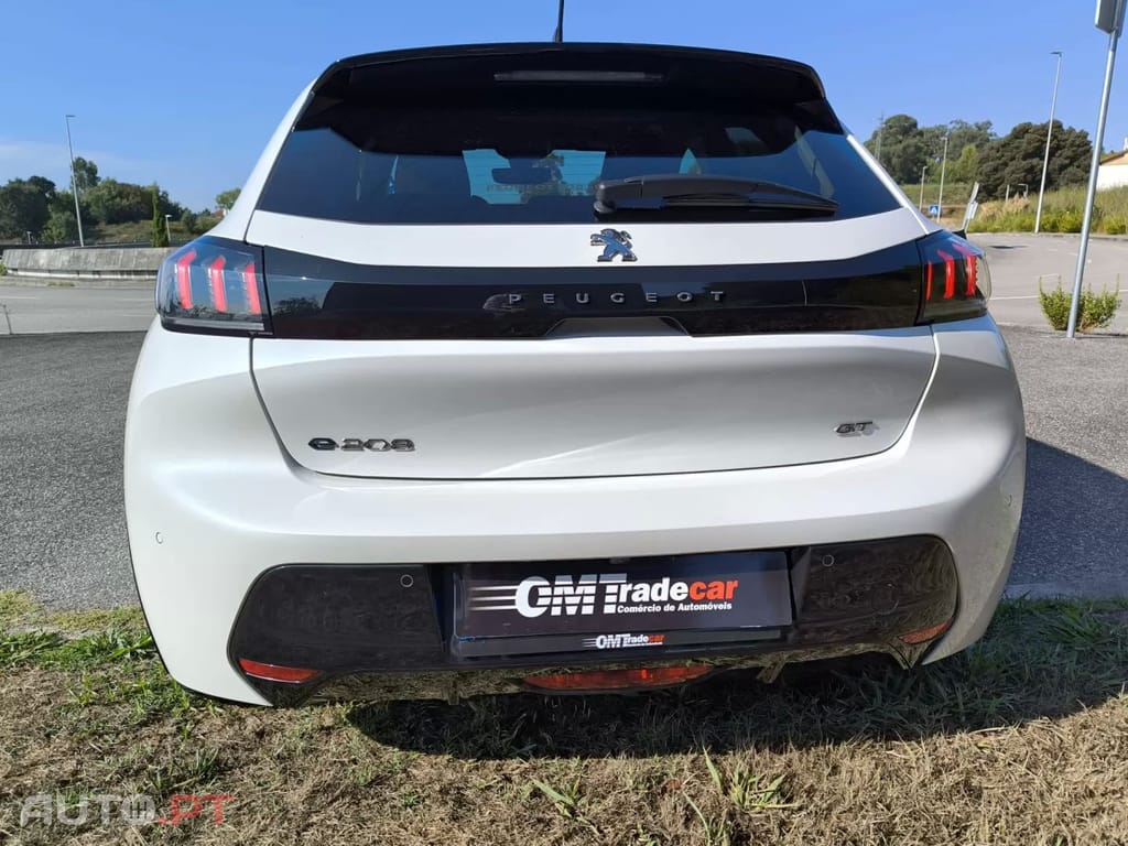 Peugeot E-208 50 kWh GT Line