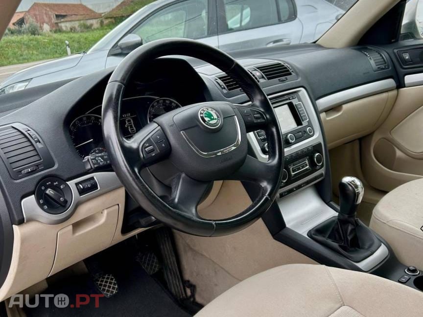 Skoda Octavia Break 1.6 TDI Active
