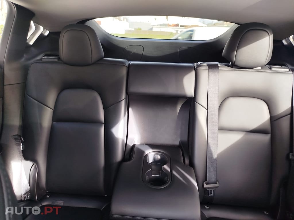 Tesla Model Y Tração Traseira Standard