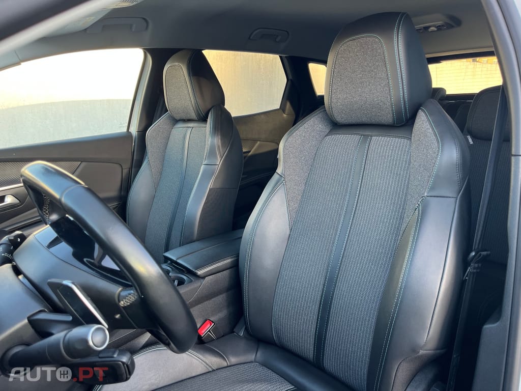 Peugeot 3008 1.5 BlueHDi Allure Pack EAT8