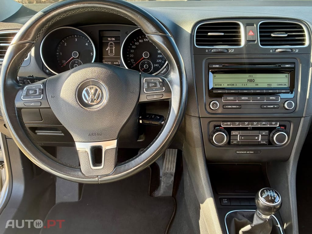 Volkswagen Golf VI 1.6 TDi Confortline
