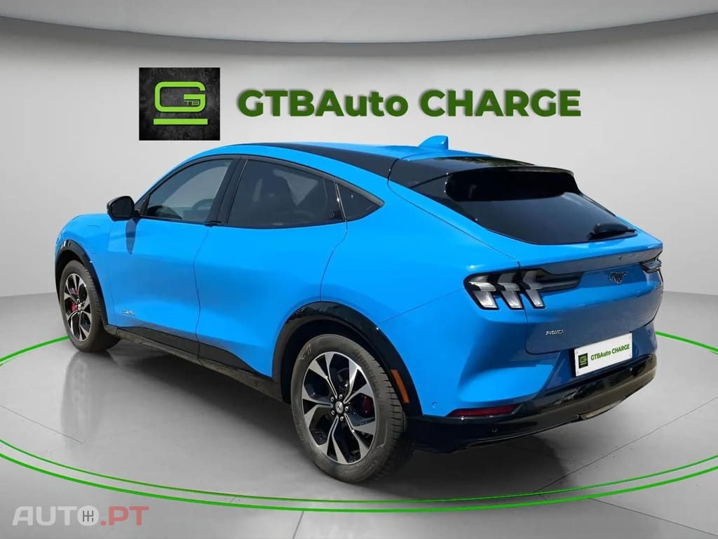 Ford Mustang Mach-E I.V.A DEDUTÍVEL AWD