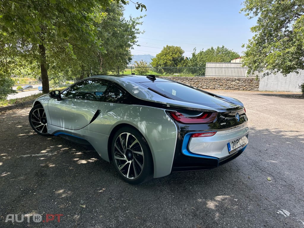 BMW i8 Standard 362cv