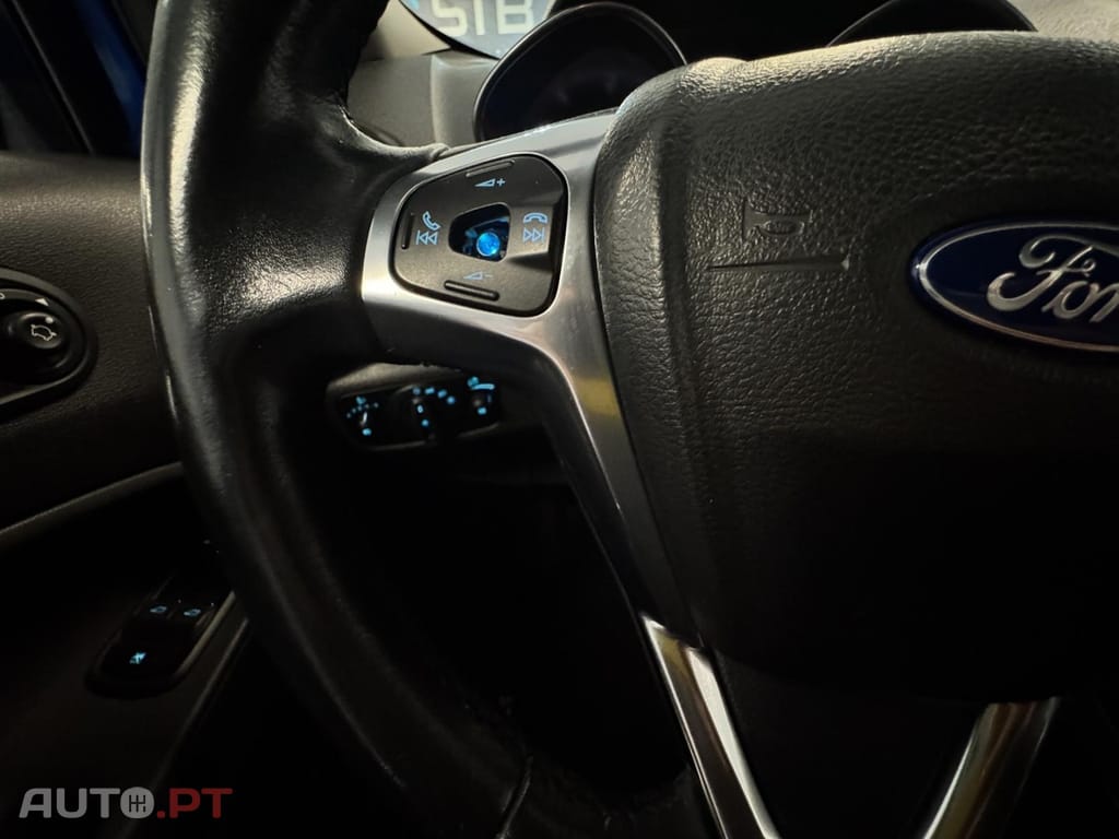 Ford EcoSport 1.0 EcoBoost TITANIUM