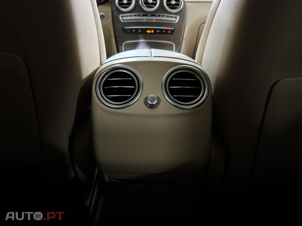 Mercedes-Benz GLC 300 de 4Matic 9G-TRONIC AMG Line