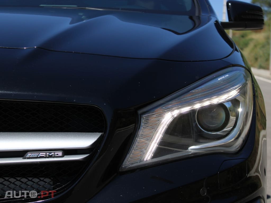 Mercedes-Benz CLA 45 AMG 4Matic 7G-DCT