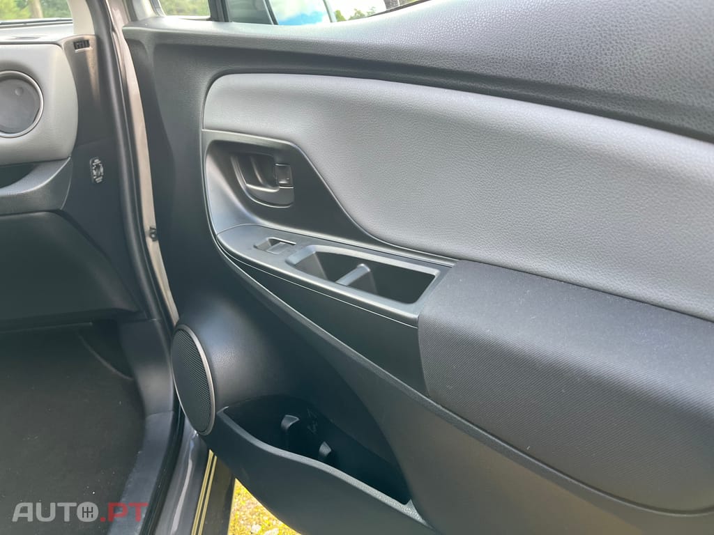 Toyota Yaris VVT- i ACtive