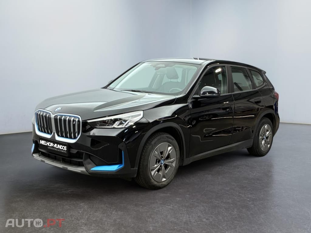 BMW iX1 xDrive30