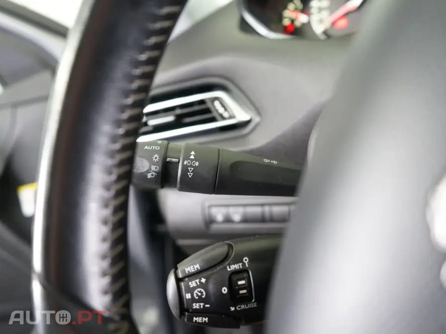 Peugeot 308 SW 1.6 BlueHDi Allure