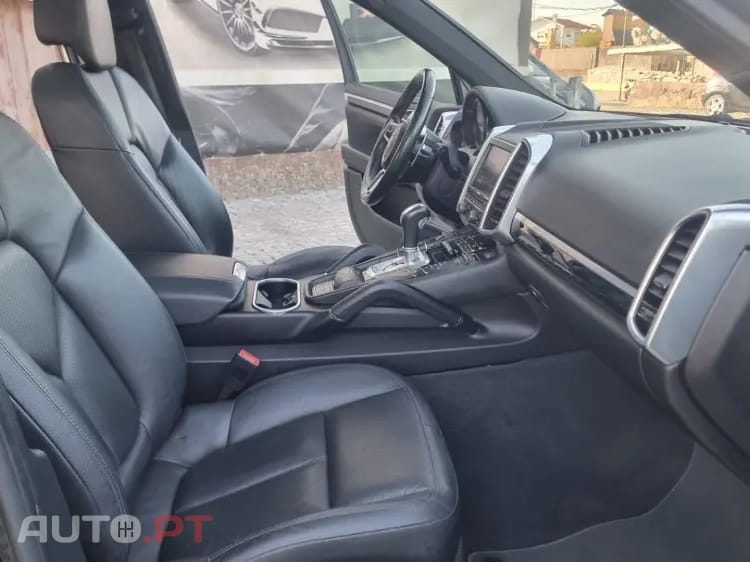 Porsche Cayenne S E-Hybrid