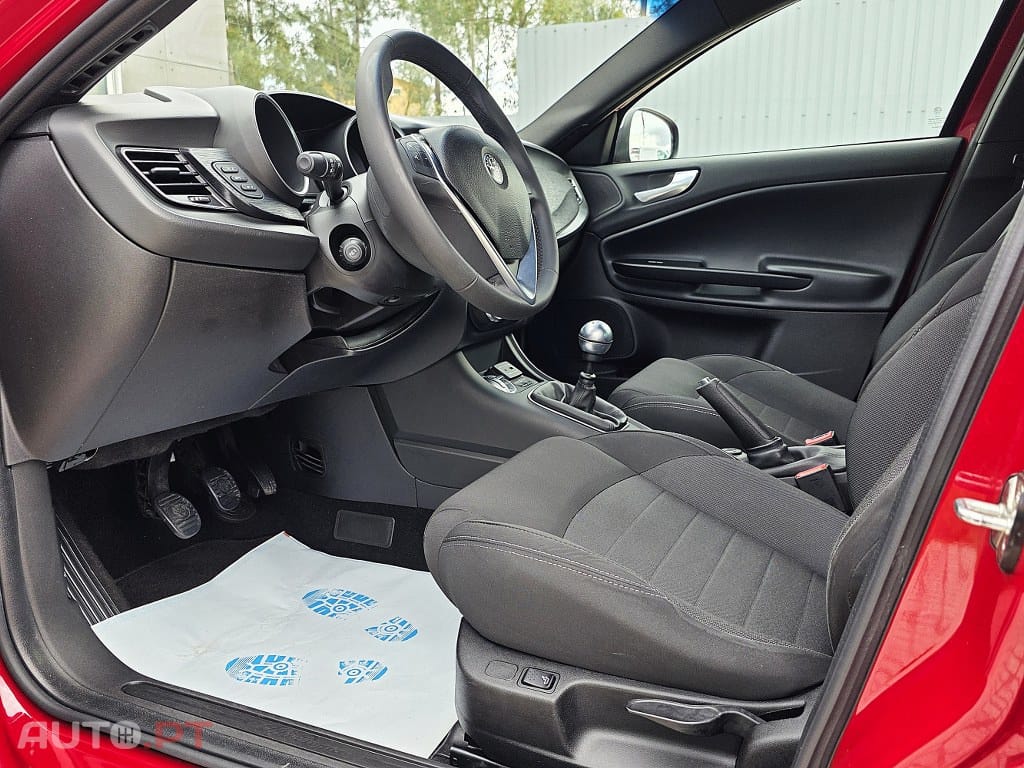 Alfa Romeo Giulietta 1.6 JTDm Sport