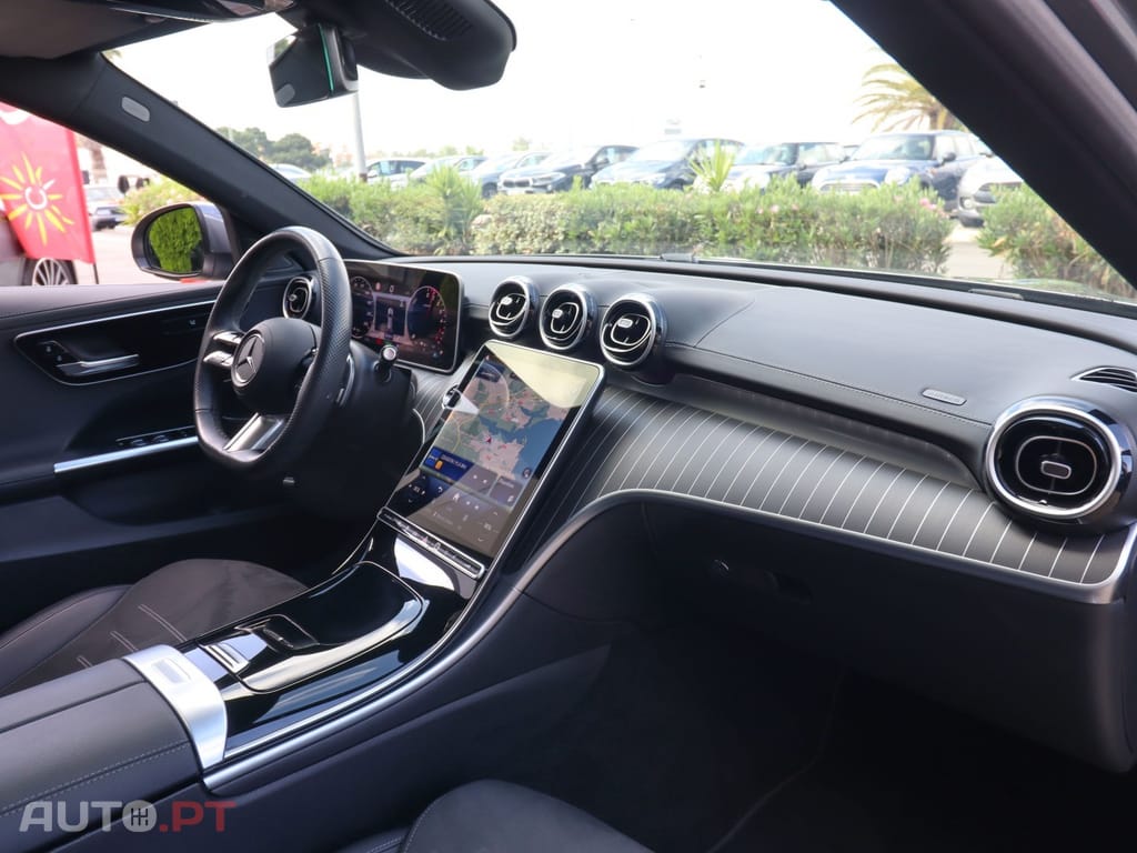 Mercedes-Benz C 300 de 4Matic T 9G-TRONIC AMG Line
