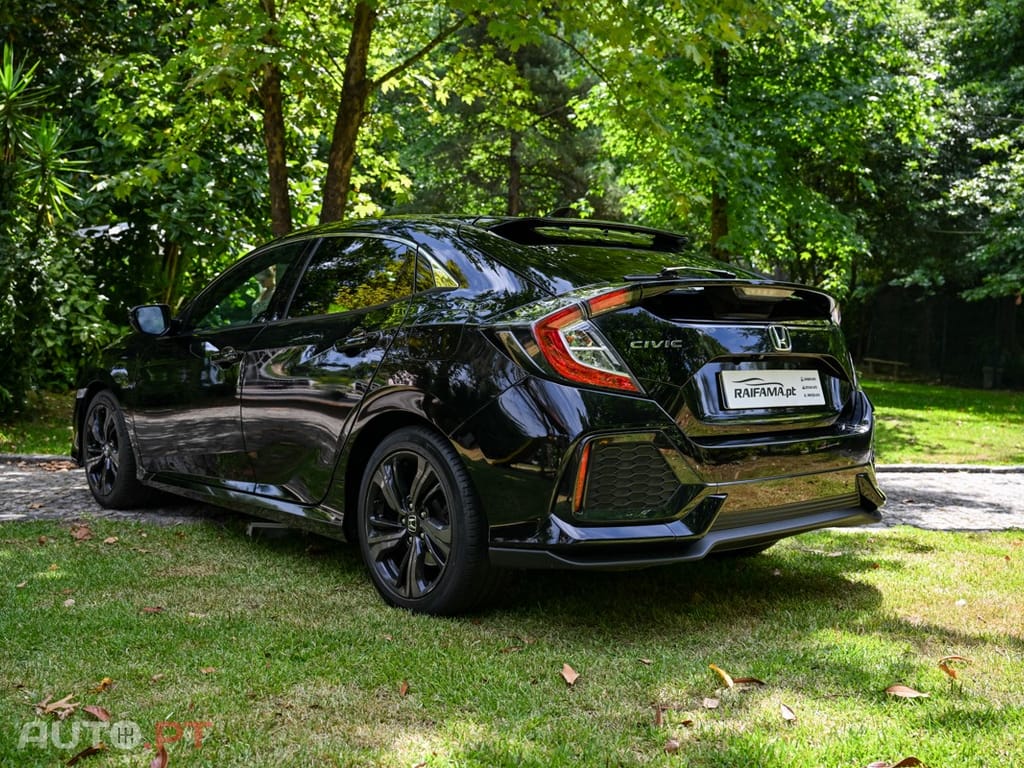 Honda Civic 1.0 i-VTEC Executive