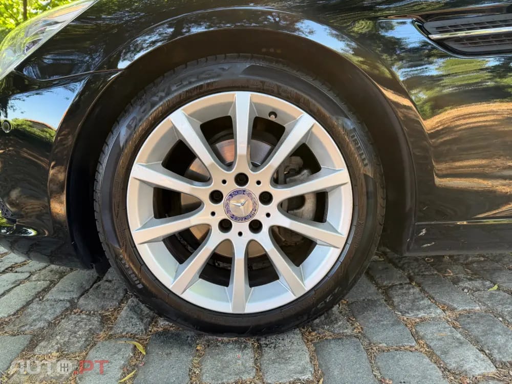 Mercedes-Benz SLK 200 Outro