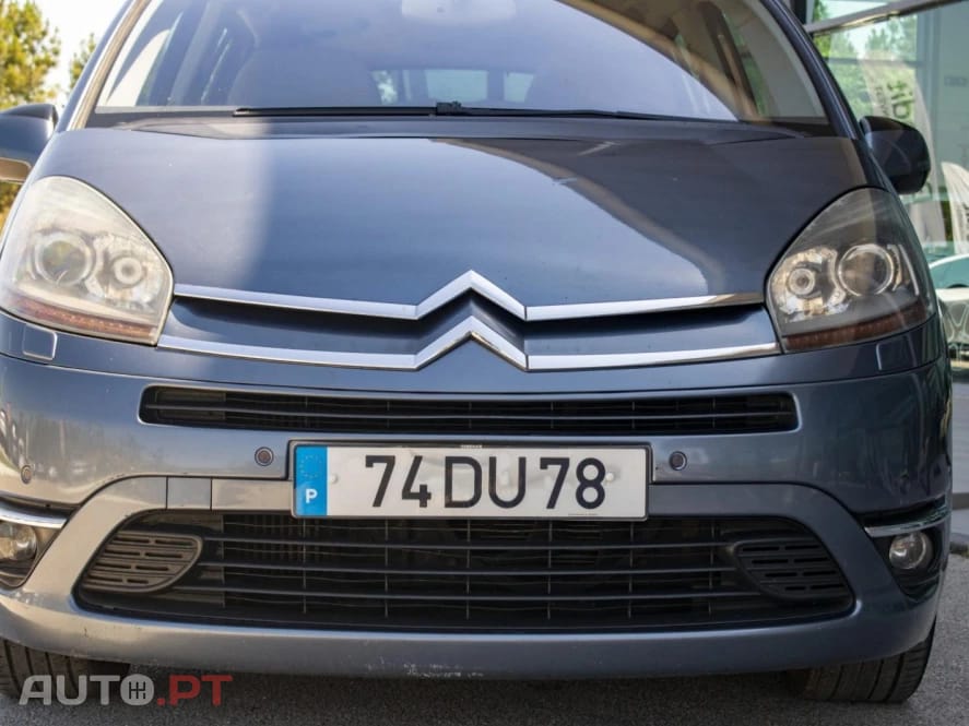 Citroen C4 Picasso Outro