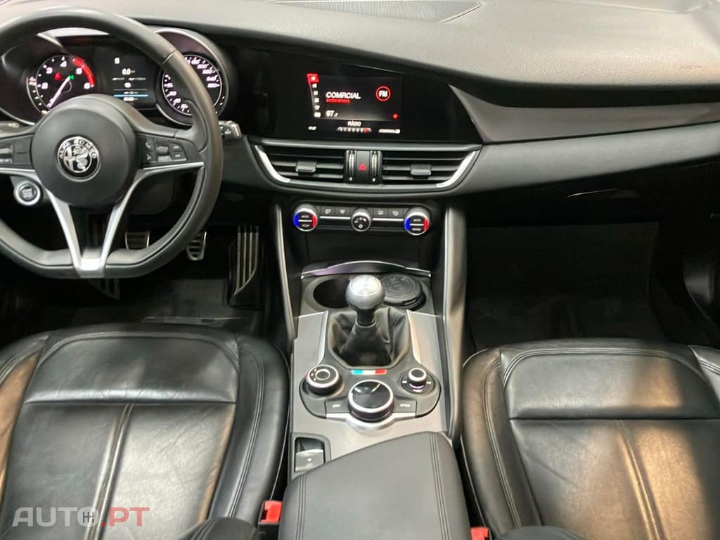 Alfa Romeo Giulia 2.2 D Super