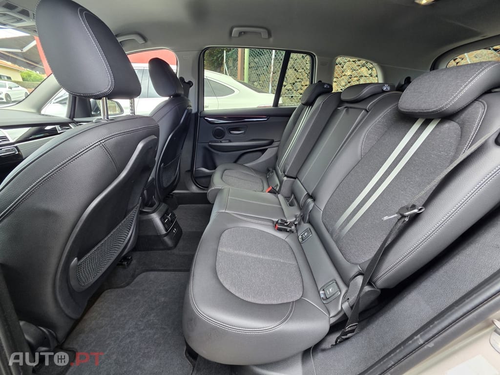 BMW 216 d 7L Line Sport