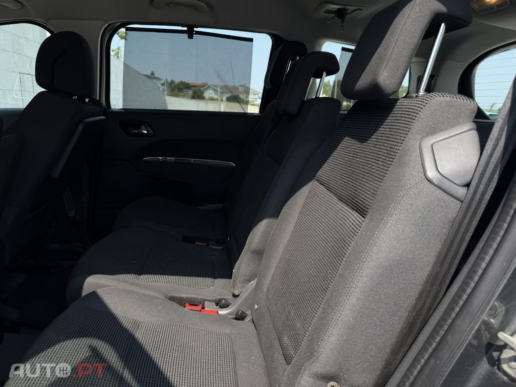 Peugeot 5008 1.2 PureTech Style