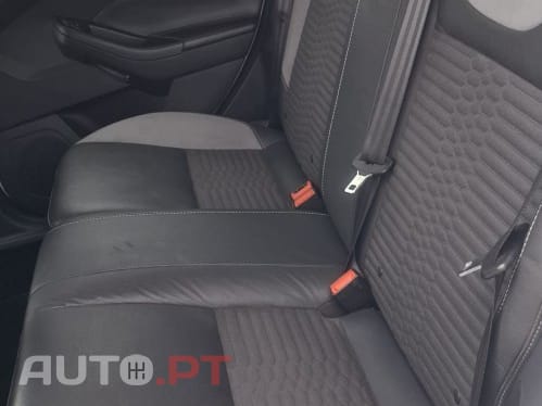 Ford Focus 2.0 EcoBoost ST c/ Pack Pele Desportiva