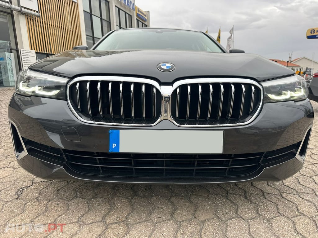 BMW 530 e Line Luxury
