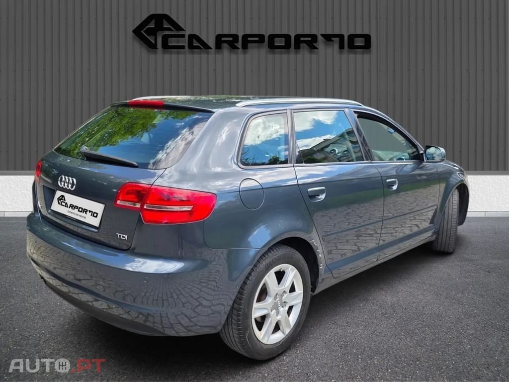 Audi A3 Sportback 2.0 TDi Attraction — fotografia 5