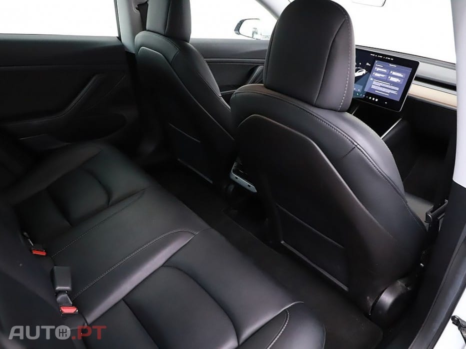 Tesla Model 3 Standard RWD Plus