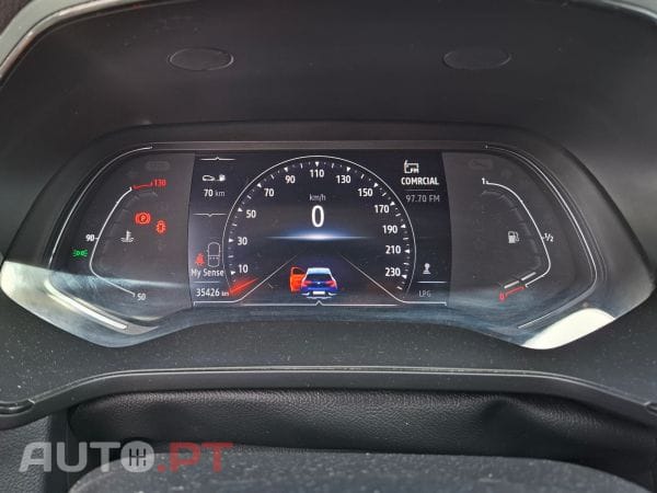 Renault Captur 1.0 TCe 100 Bi-Fuel techno