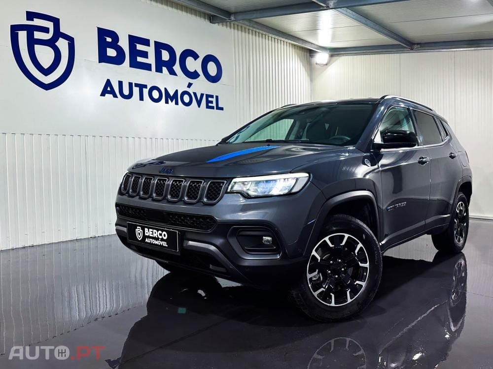 Jeep Compass 4xe AWD Trailhawk