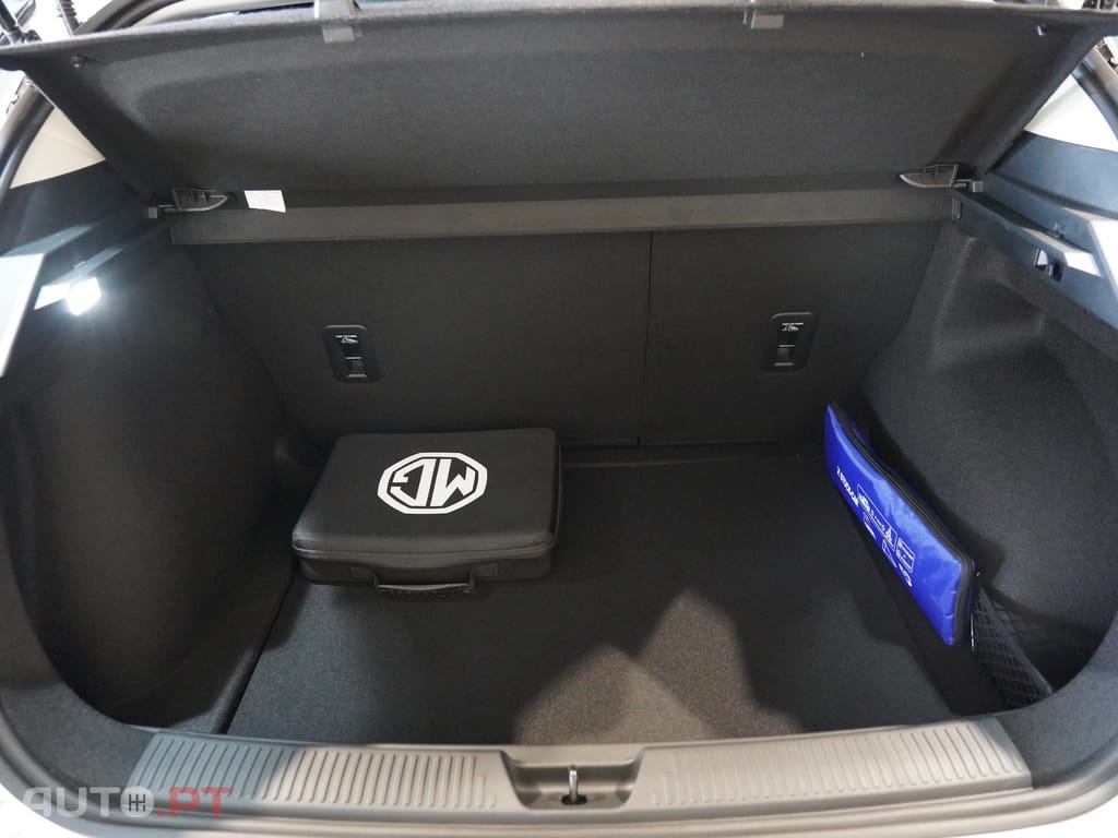 MG MG4 51 kWh Standard