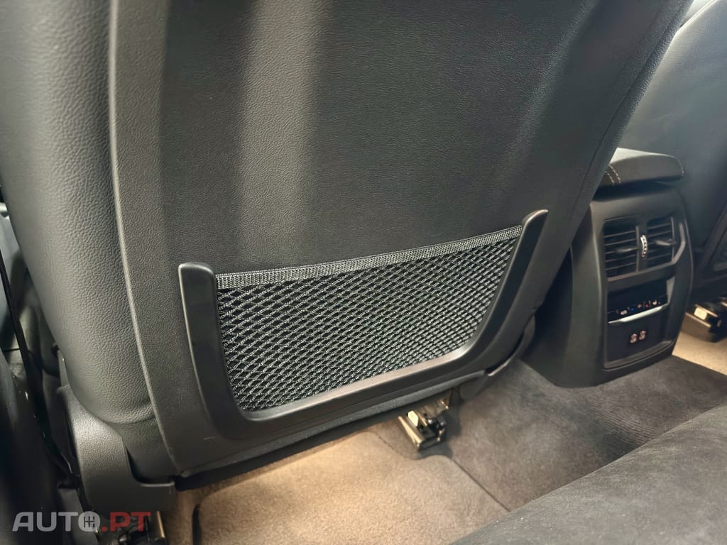 BMW 330 e Touring Corporate Edition Auto