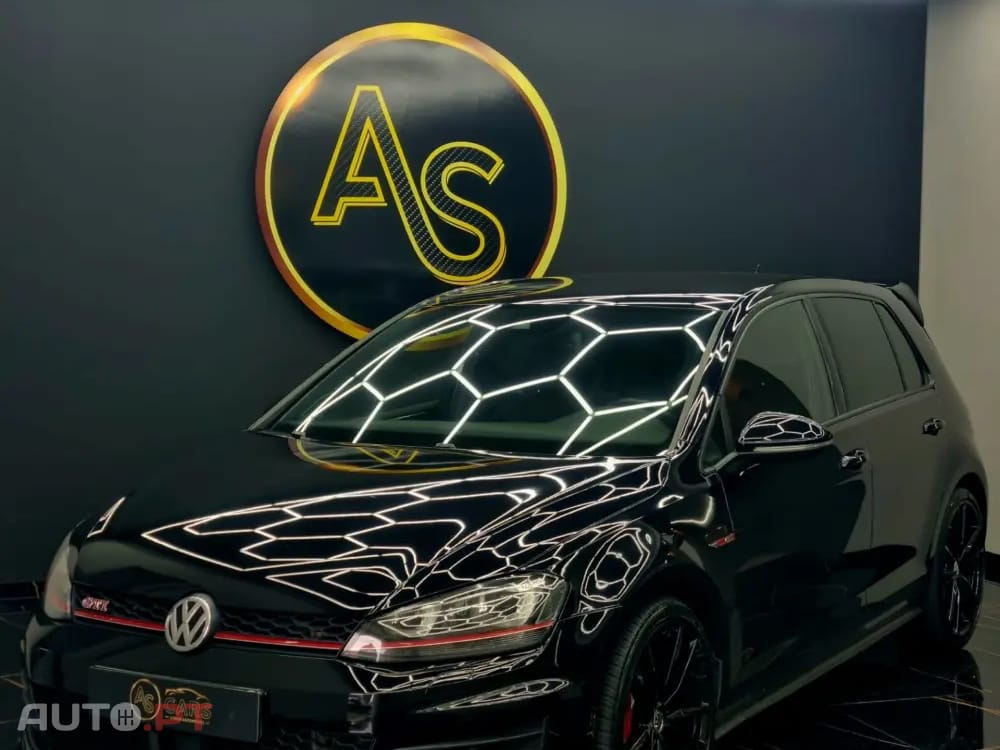 Volkswagen Golf VII GTI PERFORMANCE