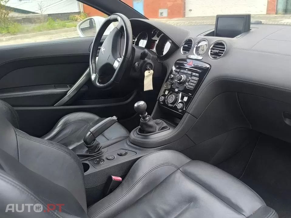 Peugeot RCZ  1 6 155 Thp Onyx